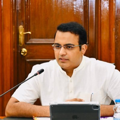 Prabhari @BJYM Delhi | BJP Karyakarta ।Former President @ABVPDelhi । Director & Jt CEO @udhmodya | President @afiindia , Delhi State।Rts &tweets personal