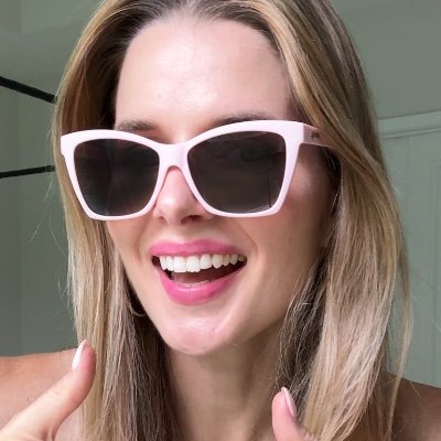 nikkieugc's profile picture. Female UGC Creator | Top Performing Content for Brands + Agencies | Work with me: hello@nikkiesult.com