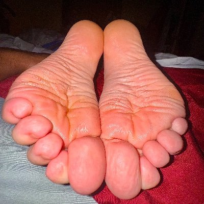 Welcome and enjoy your stay. Dm to buy content!