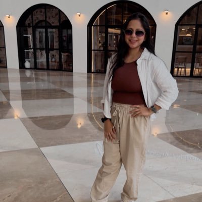 Aish_jaiswal13's profile picture. Peace & Love :)