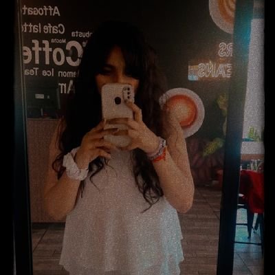 Akanshasapien11's profile picture. Human