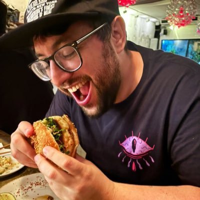 best gm in podcasting @jointhepartypod //we're here to get sad and stuff 1 2 3 4
