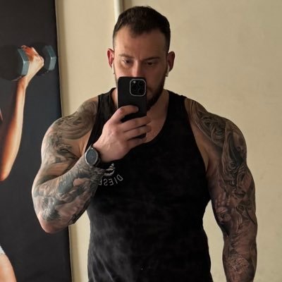 Co-founder & COO at @MemHustleArmy | Instant game for crypto hustlers in @telegram | Builder’s philosophy | Underdog kid | All just my take — like it or not.