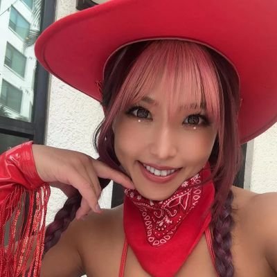 Mina is Queen. Bi af. 31
MDNI, 18+, DMs Open
@_logan_mcdaniel 🥰🥰🥰
