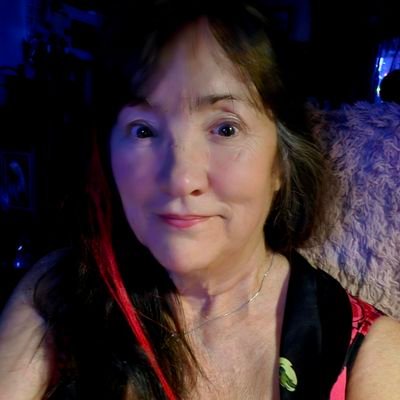 Universally walking in a Spiritual Way sharing teachings promoting Life, Love, Peace & Oneness. Traditional, Natural Medicine, DNM®, RAP®, RNP® Practitioner 🙏
