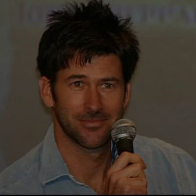 Actor | Writer | Dad | Stargate Atlantis alum |coffee enthusiast ☕ Lover of mountains, the ocean & the occasional political debate 🌍.. Private chat account!