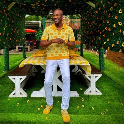 🎥Actor 🛋Interior Designer 🍜Foodie Content Creator - IG:UpscaleLuxury & HollysHangout