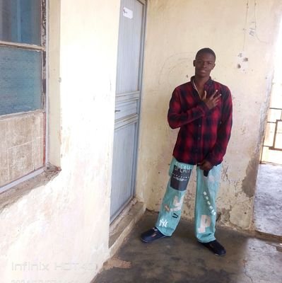 SKYEBOI10's profile picture. I LEARNED ALL ABOUT LIFE WITH A BALL AT MY FEET