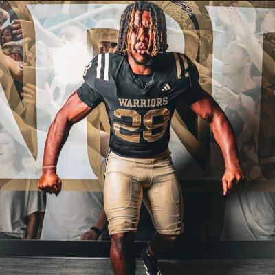 6’2 235lb OLB Backer @eccc_football c/o26🎩