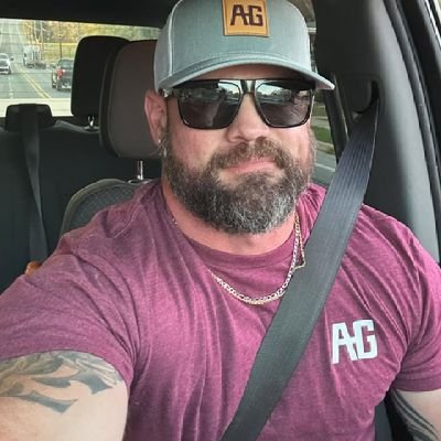 brad40436's profile picture. Christian | Father…  Always be yourself and make the world a better place ❤️😊