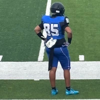 ayden byars /5’11 205lbs C/O 2029/fb TE/North Forney instagram Ayden4byars 📞214-448-5377