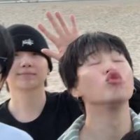 nadia β‘ joonie day π€!! (@jiminssfiltter) 's Twitter Profile
