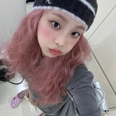 bwnnydi4ry's profile picture. ︶⊹︶︶⠀୨୧⠀︶︶⊹︶ ﾟ ˖ ᡣ𐭩 shedtwt BED+ASD⠀໒꒰っ˕ -｡꒱১⠀ ｡𖦹°‧. 1.50cm 54kg 𝜗𝜚 ︶⊹︶︶⠀୨୧⠀︶︶⊹︶ MINORS DNI!!!!