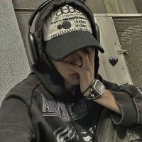 แ
๐๐ฎ๐ฑ๐ฒ โ (@404memoryz) 's Twitter Profile