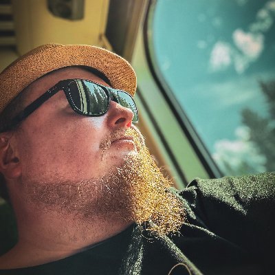 Tebic's profile picture. Tebic / Bluebear Project - https://t.co/DsiylWgw9Y