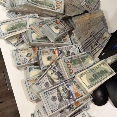 Gambler#meme coin/#memecoin Alpha/#Crypto promoter/crypto #shill me your 100x_Gem costume sniper//DEV bot