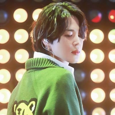 ❝𝚊 𝚟𝚎𝚌𝚎𝚜 𝚕𝚊 𝚐𝚎𝚗𝚝𝚎 𝚜𝚎 𝚚𝚞𝚎𝚍𝚊 𝚌𝚘𝚗 𝚞𝚗𝚊 𝚟𝚎𝚛𝚜𝚒ó𝚗 𝚝𝚞𝚢𝚊 𝚚𝚞𝚎 𝚢𝚊 𝚗𝚘 existe❞
ღ𝙵𝚊𝚗 𝚊𝚌𝚌𝚘𝚞𝚗𝚝ღ