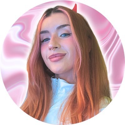 hi hi ~ UK Variety Streamer reporting for duty 👹 https://t.co/jri0TLGvmQ