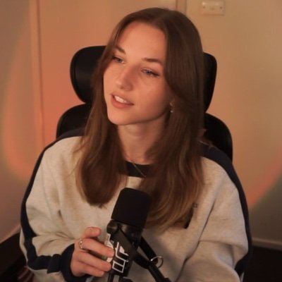 Twitch and YouTube Partner
Adventurer, looter, and professional button-masher. I stream RPGs & action-adventures where story meets chaos.