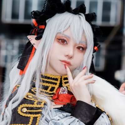 ころも/のんびり活動中。成人済のロリィタレイヤー🎀ウィッグ作るのが好きです/※無断掲載や無断使用禁止 ライブ配信系のお仕事受けておりません