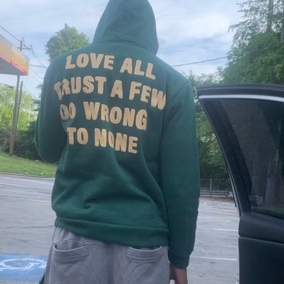 real street baby🐃 💰 @Tflovemany_ @prodbyjayp2 #longlivequen