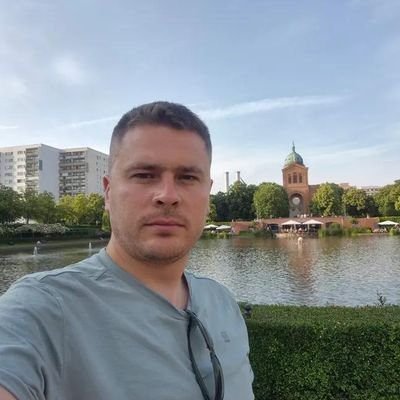 binjamin56278's profile picture. 