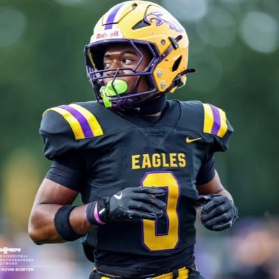 26’ CB/Nickelback/WR |Football |Track|5’10 175|HC Mike Elder |#4403174741 4.53 40 yd dash 3.3 GPA |2024 STATE CHAMPS| Jim Donovan Courage Award