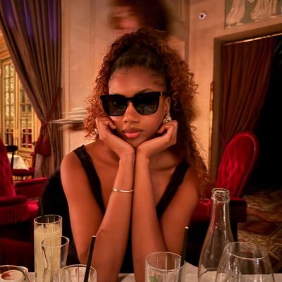 mymuundoo's profile picture. Booklover📚