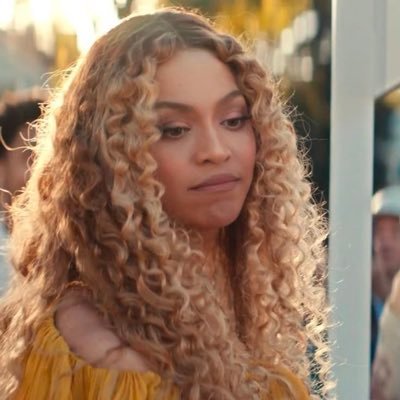 My precious seven💜💜💜💜💜💜💜are back! She/Her ~BeyHive 👑🐝 Fan Account & Book Lover📚