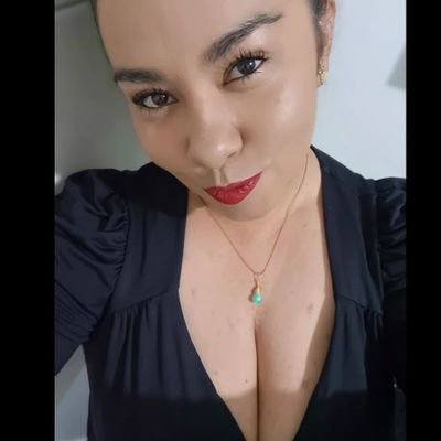 Única cuenta: Colombiana #selfie #fríoarrecho #soltera #sinhijos #Facebooksoloparafamilia #Noalrobodefotos #noDM
