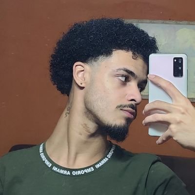 dreeeysim's profile picture. esqueci o que eu ia fazer