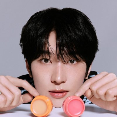 성인 늦덕 캐럿입니다!
다 아끼지만 원우랑 민규, 디노를 0.17% 더 아껴요!
로고크롭, 수정 금지. 2차 가공 금지.
