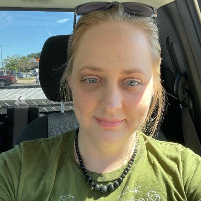 🇺🇲@TCASS_AVIATION Multilingual Translator
ENGINEER, STAGE TECHNICIAN, DANCER @MaryTeachesYoga
(machine learning engineer, data scientist, software developer)