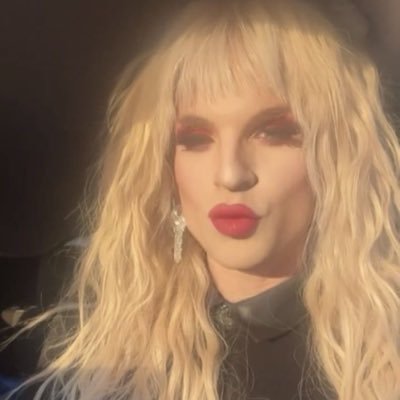 mayahawkeswife's profile picture. william, you are going to help me… one last time.