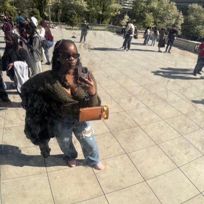 Former Disputes Lawyer, with a side of previous dabbling in Entrepreneurship, now MBA babe @washuolin