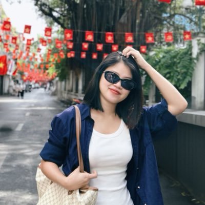 Nga_Minaa's profile picture. Từ làng mộc tới làng mốt. Founder Minali-thời trang cho phụ nữ 30+. Làm thời trang bền vững & kể chuyện bằng chất riêng.
