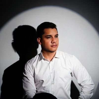 AloudArty's profile picture. Selenófilo. Pluviófilo. Fotofilo. 
#BritneySpears 👑💜 #SailorMoon ❤️ #SaintSeiya 🥰