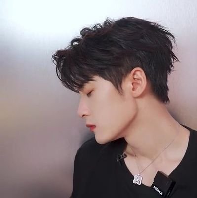 Xierutihomyuuu's profile picture. '𝑡ℎ𝑒 ℎ𝑒𝑎𝑟𝑡 𝑛𝑒𝑣𝑒𝑟 𝑙𝑖𝑒'
Mainly here for #TanJianci sometimes for @BTS_twt too♥︎♡Love you lots #JeffSatur
BA: @MAtanniesluv
-Fan Account-