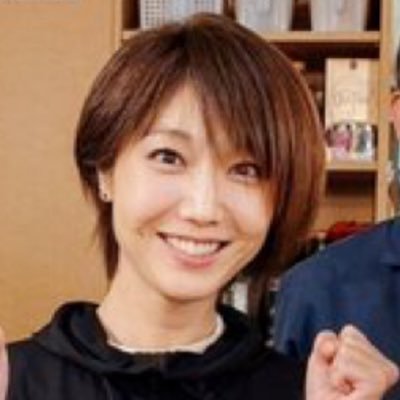 ジャーナリスト/近藤倫子チャンネル(りんチャン)/デイリーWiLL/月刊WiLL・展転社國の防人/『「価値観の侵略」から日本の子どもを守るー内なる国防は家庭に在り』、『こどものしつけ』解説、共にハート出版。日本女子大学卒。日本の子育てを思い出そう・家庭内で育む愛国心の提唱
