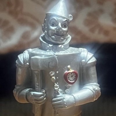 TENDENC10ES's profile picture. Maker