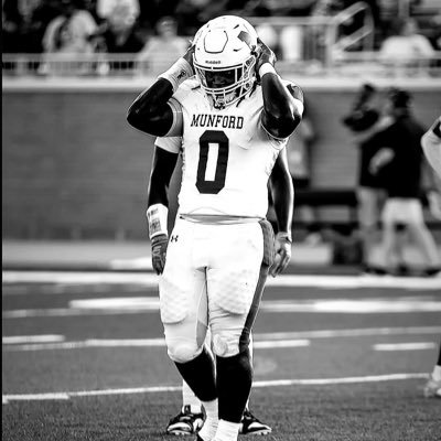 class of ‘27 MLB| 3.2 gpa | 5’11| 220 lbs| 350 lb bench press | All region |phone:901-592-9601 |email:braxtongrant00@gmail.com
