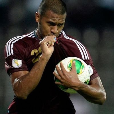 🇻🇪 | Nací por mi mamá, moriré de una arrechera por la Vinotinto.