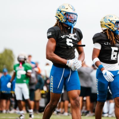 @YellowJacketsFB 🐝💙 | 6’3 | 196 lbs | ATH/WR/DB | 26’|