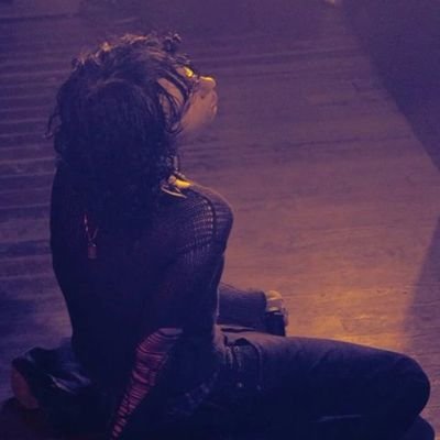 Waitin' for the angels to come down, They take my hand and drag me to the club