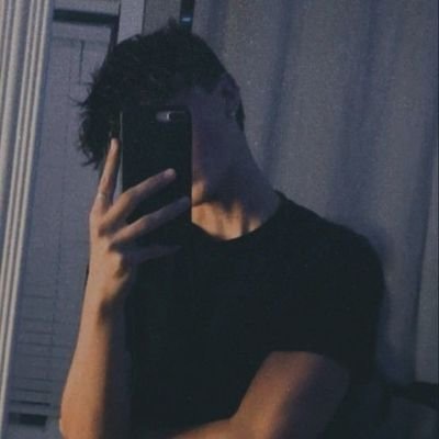 AdamMartin36457's profile picture. i make them good girls go bad 🌙