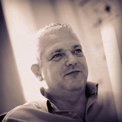 Director, part of the Senior Management Team at Burnham Football Club @Burnhamfc1878 & The Loft at Burnham (Gym) #Marketing #Arsenal #HighWycombe | Personal Acc