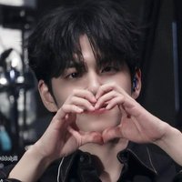 먼피리 (@day_w0npil) 's Twitter Profile