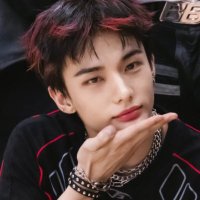 v ☯︎ (@vbeenhere) 's Twitter Profile