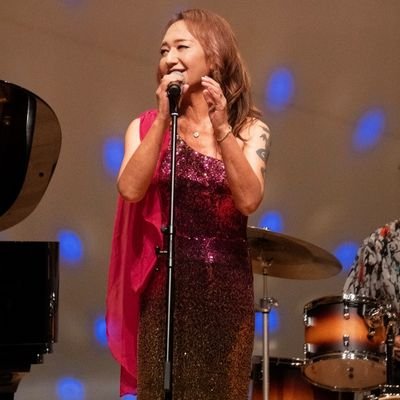 男は降りました。
素の自分の心のつぶやきの垢です。
本音で悪い顔お見せします(笑)
毒舌垢👅気取らない垢WWW
⚠️個人を特定して攻撃するような事はいたしません⚠️
#女装 #ニューハーフ #性同一性障害
#トランスジェンダー
本垢 @3Lkk9