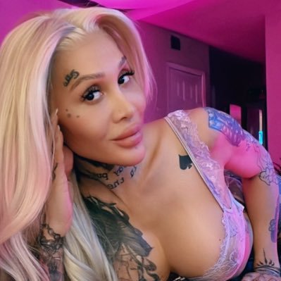 🐝 This Page Is Designed 🐝To Turn You Out To 🏳️⚧️💦🍆Transsexuals🐝SheMales And LadyBoys🐝 #YellaJackets